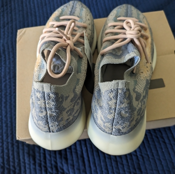 Adidas Yeezy Boost 380 Mist Men 9 FX9764 042024 - Picture 9 of 12